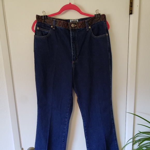 Carolina Blues Women's Jean's with cute waistband - Picture 1 of 6